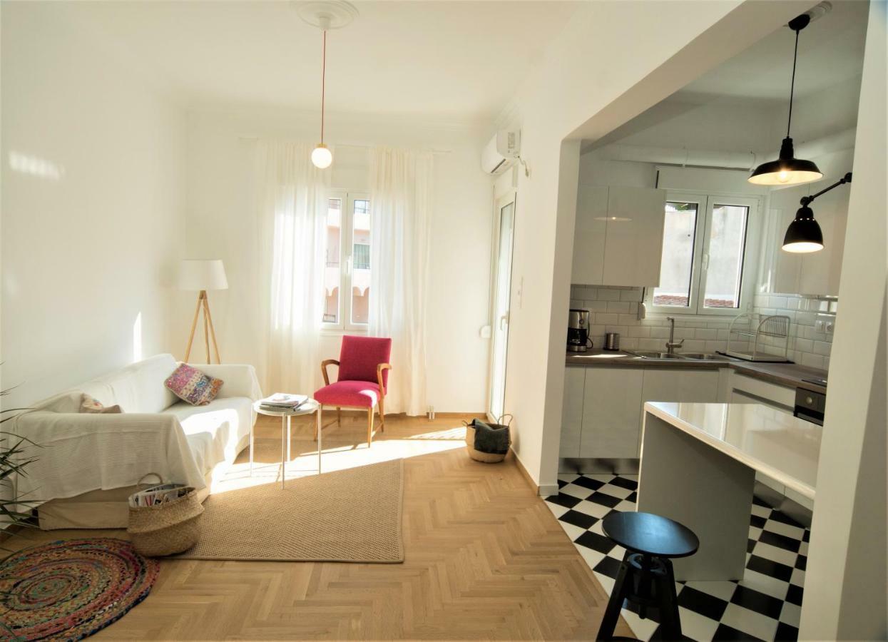 My Megaro Flat Apartment เอเธนส์ ภายนอก รูปภาพ